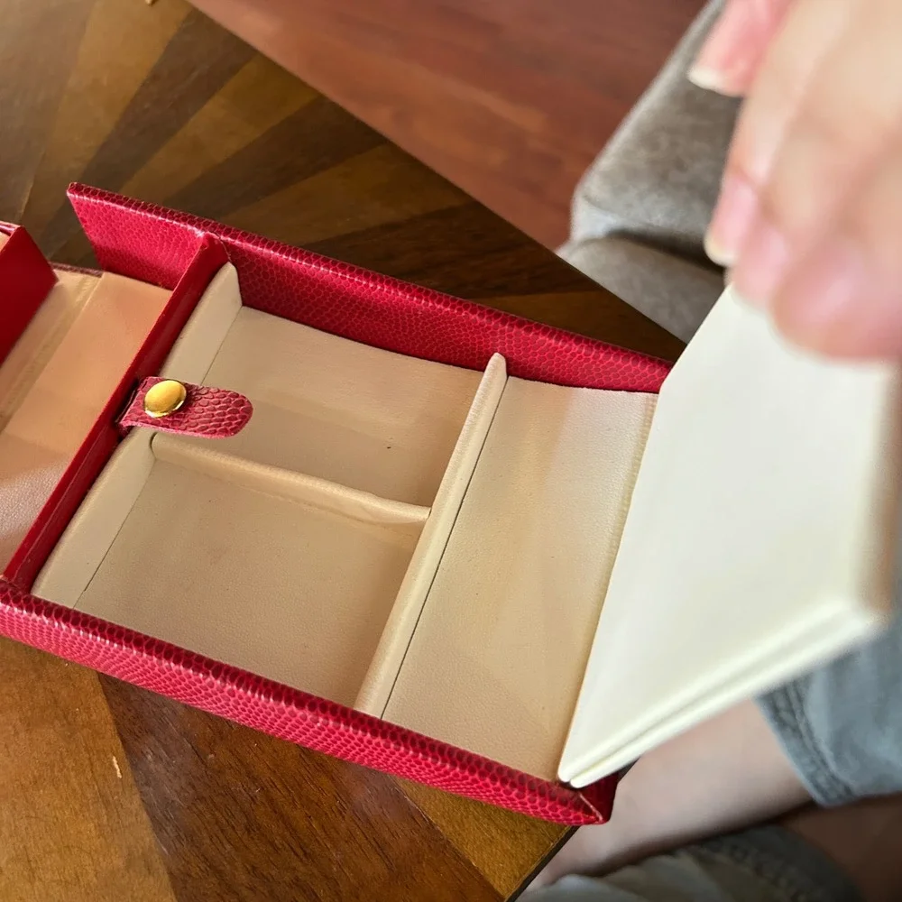 Wolf Designs Travel Jewelry Case Red Lizard Embossed Organizer Mirror